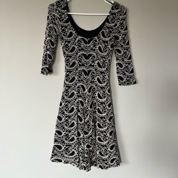 Papillon Beige and Black Paisley patterned A-Line Mini dress - Picture 2 of 2